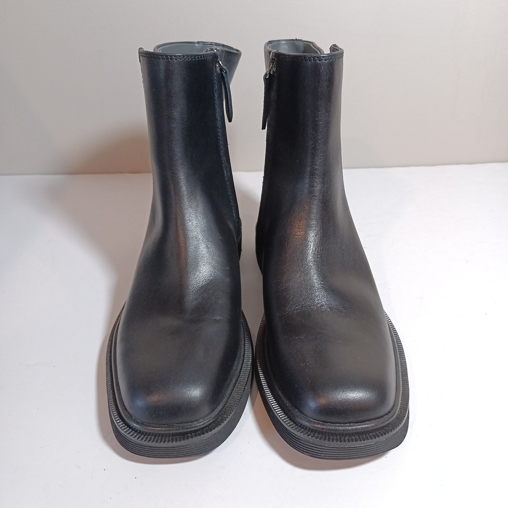 Franco Sarto Black Leather Ankle Booties - Picture 4 of 9